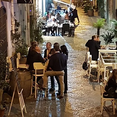 Ai Baretti Nocleg ze śniadaniem 3*