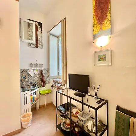 فندق مبيت وإفطار Ai Baretti نابولي