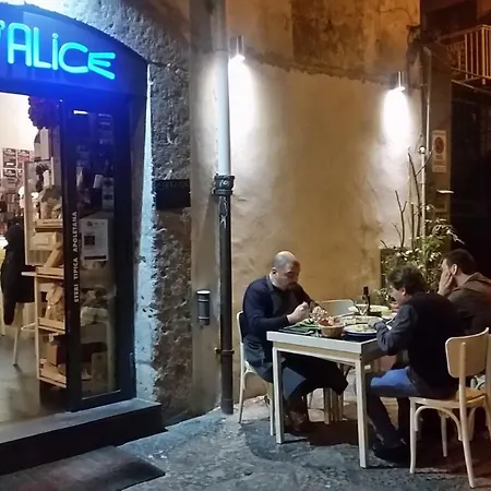 Ai Baretti Naples